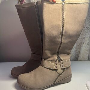 Hush Puppies Tan Insulated Boots